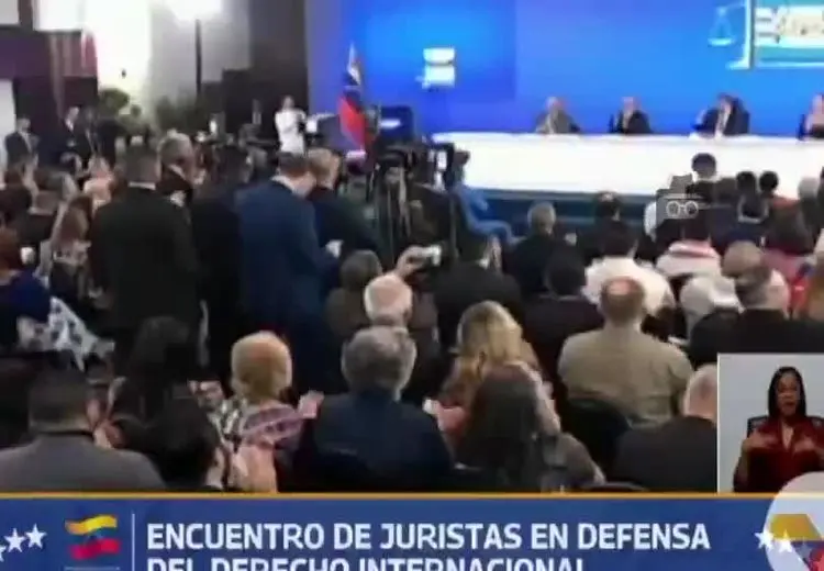 درخواست رییس جمهور ونزوئلا از مردم آمریکا: دست ترامپ را قطع کنید