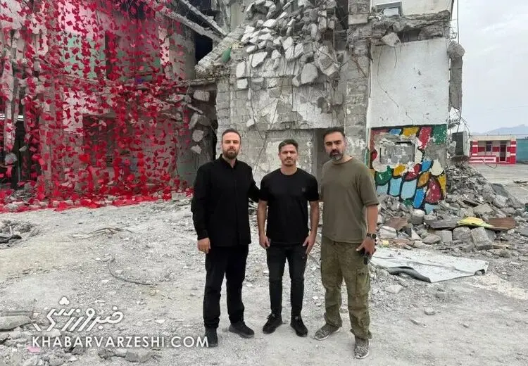 وریا غفوری در مراسم چهلم شهدای دانش آموز میناب / عکس