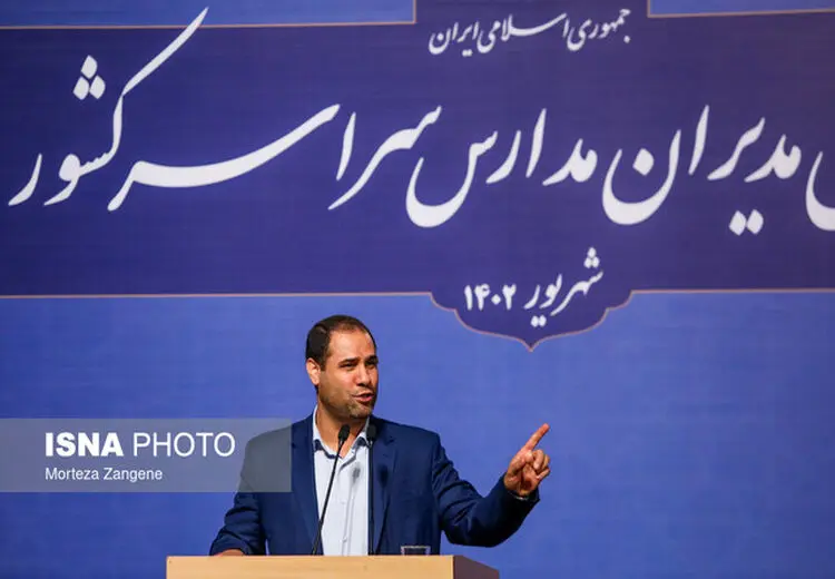 صحرایی: ۲۰ هزار مدیر مدرسه تغییر کردند