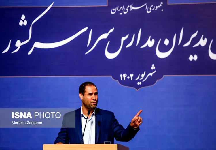 صحرایی: ۲۰ هزار مدیر مدرسه تغییر کردند