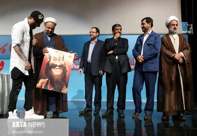 عکس یادگاری اصولگرایان با تتلو!