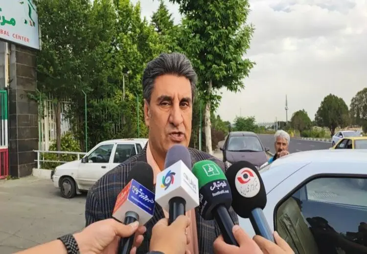  داور دربی اشتباه کرد و باید تاوان بدهد