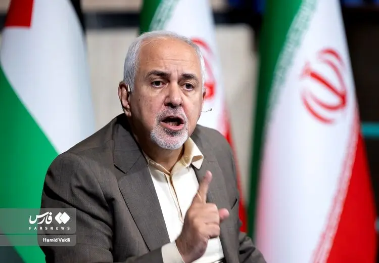 عصبانیت ظریف از حرفهای بدون مطالعه یک دانشجو/  سهم ایران از خزر در زمان شاه 11 درصد بود نه جمهوری اسلامی/ نگویید ظریف پاسخ نداشت!