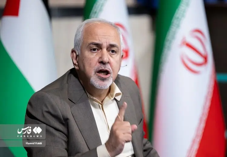 عصبانیت ظریف از حرفهای بدون مطالعه یک دانشجو/  سهم ایران از خزر در زمان شاه 11 درصد بود نه جمهوری اسلامی/ نگویید ظریف پاسخ نداشت!