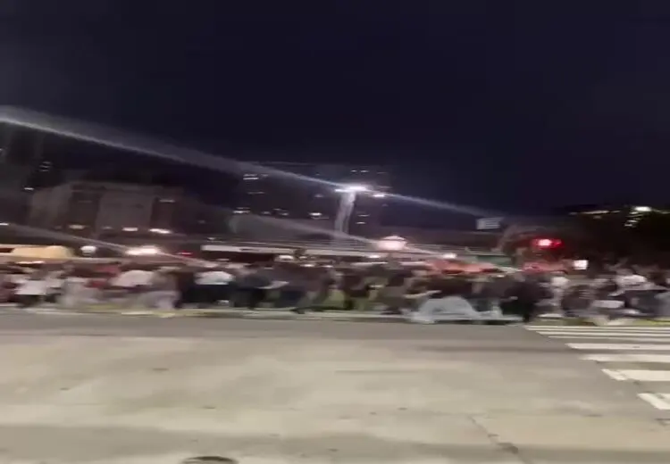 وحشت و فرار مردم اسراییل به سمت پناهگاه‌ها/ فیلم