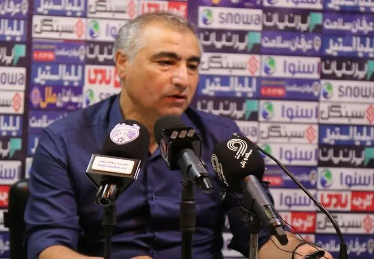 الهامی: همه بمب می‌ترکانند، ما اتم!