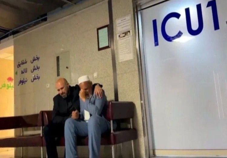 تصویری تلخ از پدر صابر کاظمی پشت در آی‌سی‌یو