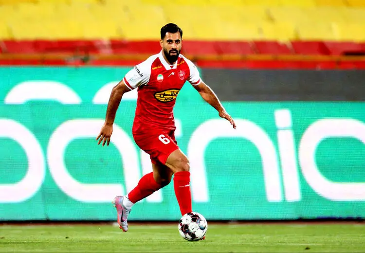 کنعانی‌زادگان: پولی از پرسپولیس نگرفتم و با پدر و مادرم زندگی می‌کنم
