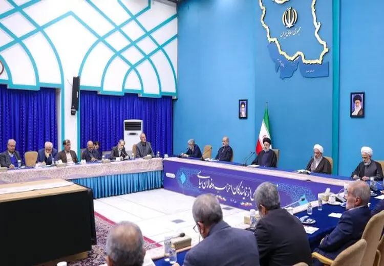 روایت ابطحی از تشنج در جلسه رییسی با 50 فعال سیاسی بعد از حرف های محصولی درباره انتخابات ۸۸