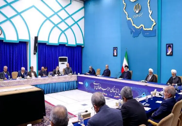 روایت ابطحی از تشنج در جلسه رییسی با 50 فعال سیاسی بعد از حرف های محصولی درباره انتخابات ۸۸