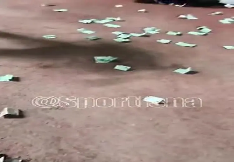 در اهواز هم دلار سر بیرانوند ریختند!