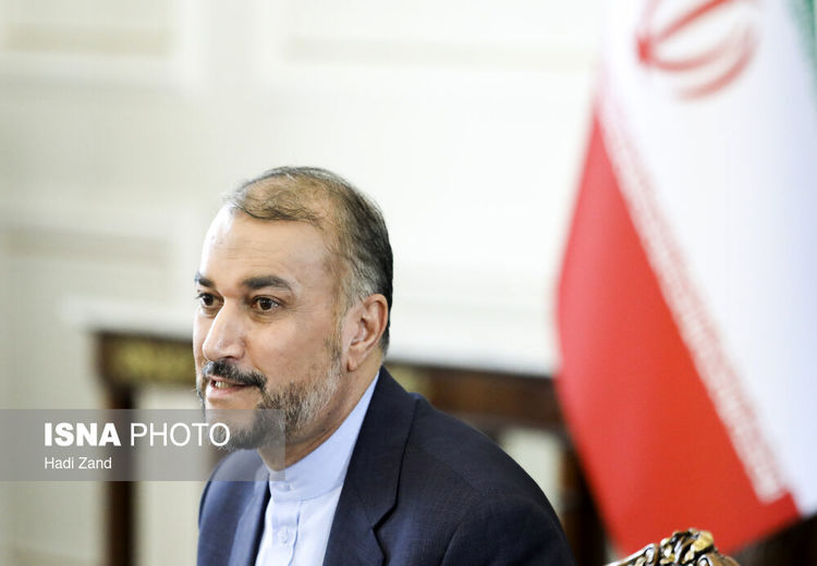وزیر خارجه ایران: دوتابیعتی‌ها را تهدید نمی‌دانیم