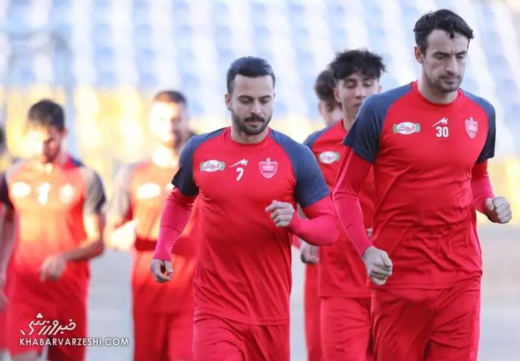وظیفه باشگاه پرسپولیس بین صحبت های سروش رفیعی گم شد!