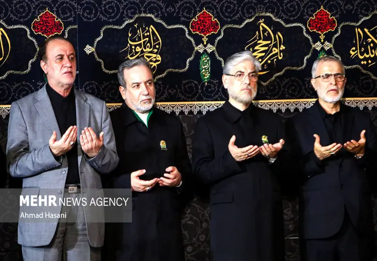 دو وزیر پزشکیان در مراسم خطبه خوانی شب شهادت امام رضا (ع) 