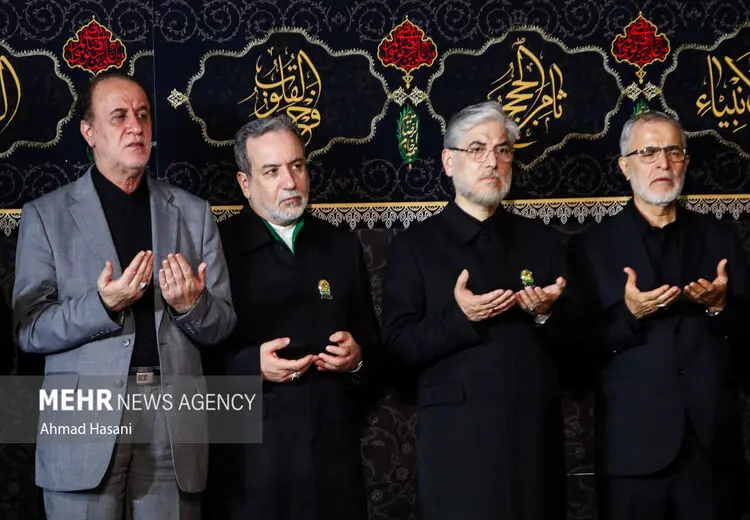 دو وزیر پزشکیان در مراسم خطبه خوانی شب شهادت امام رضا (ع) 