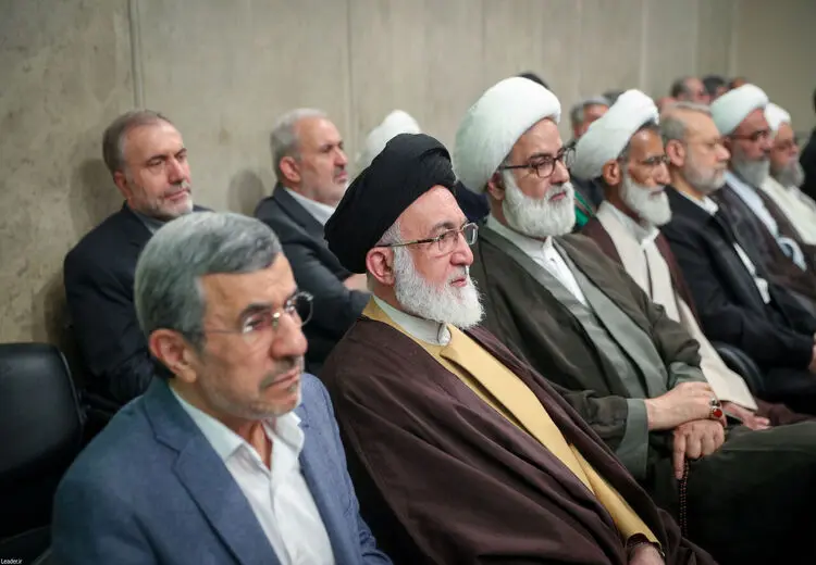  محمود احمدی نژاد در بیت رهبری