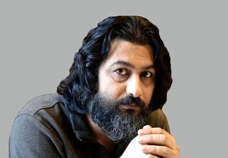وقتی شریفی زارچی دو هفته‌ای دانشمند می‌شود!