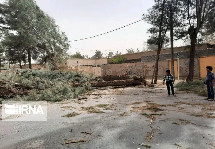 وقوع  ۲۸حادثه در سبزوار به خاطر توفان