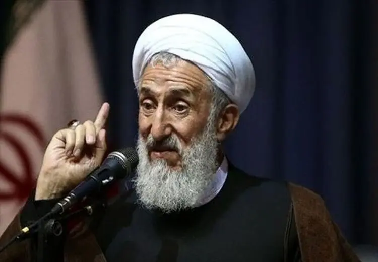 کاظم صدیقی: هنرپیشه‌ ها و سلبریتی‌ ها مردم را فریب می‌ دهند
