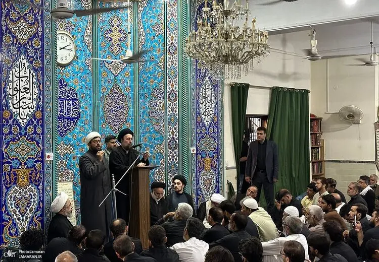  سید حسن خمینی و پسرش در پاکستان/ عکس