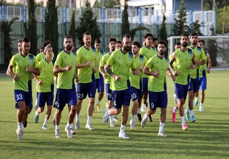رفت‌وآمد‌های مشکوک در باشگاه استقلال