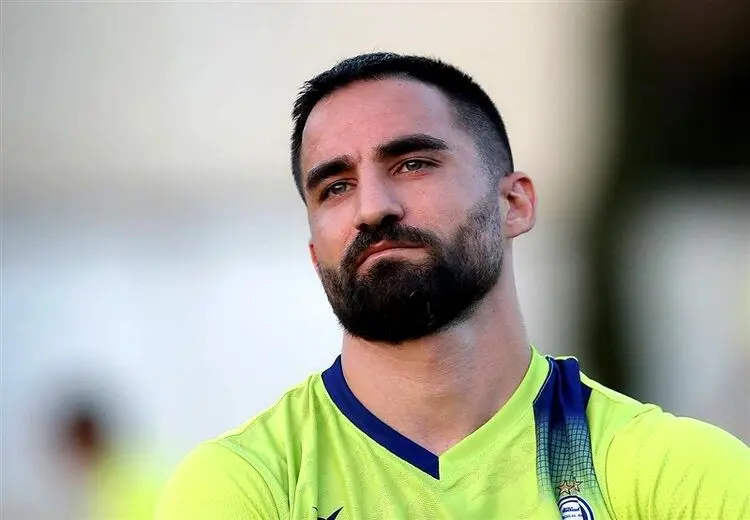 همه استقلالی‌ها به جز مهرداد محمدی پول گرفتند 