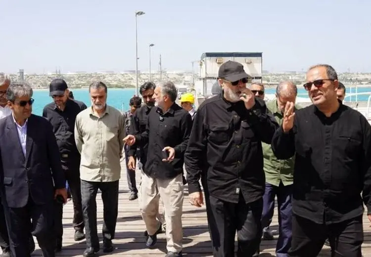 سفر هیاتی از کمیسیون امنیت به خارگ؛ نیروهای مسلح آماده هر سناریویی هستند