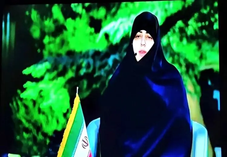 کتابهای دختر رییسی در هتل حجاج!