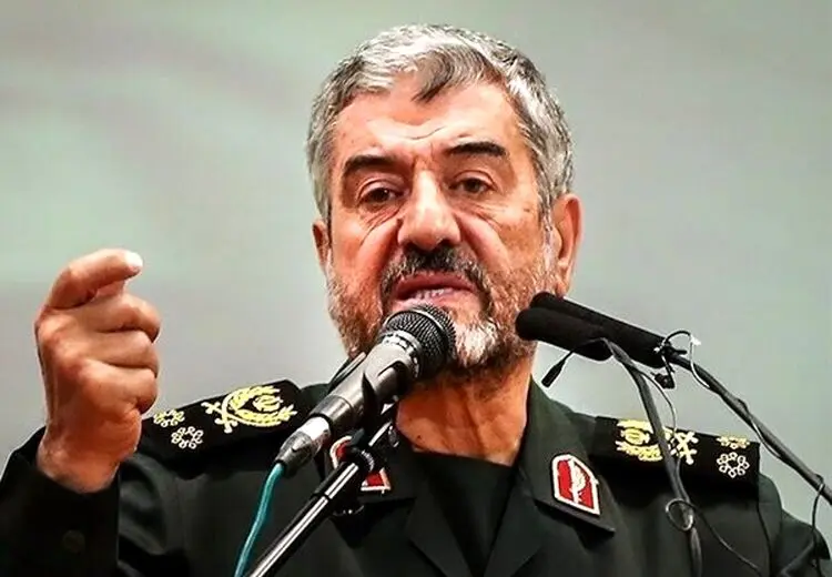 فرمانده پیشین سپاه: ما از سال ۷۰ می‌دانستیم با اسرائیل به جنگ خواهیم رسید/ موشک‌های روس‌ها دقت موشکی ما را ندارند