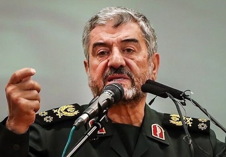 فرمانده پیشین سپاه: ما از سال ۷۰ میدانستیم با اسرائیل به جنگ خواهیم رسید/ موشکهای روسها دقت موشکی ما را ندارند