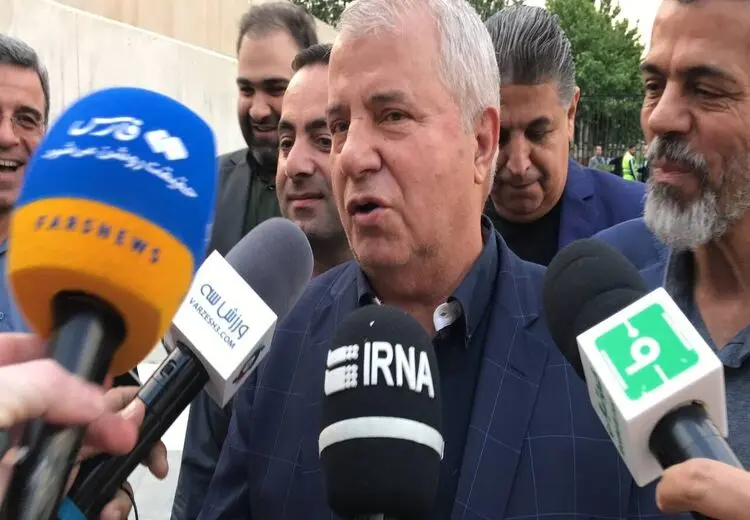 علی پروین مرخص شد