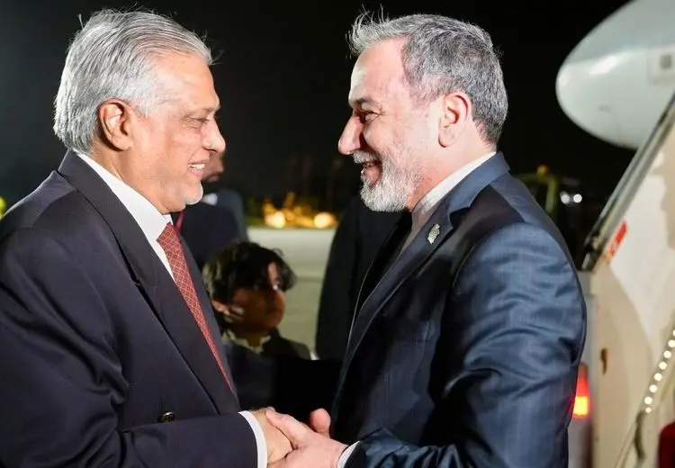 عراقچی پاسخ کتبی ایران به پیشنهاد آمریکا را تحویل پاکستان داد