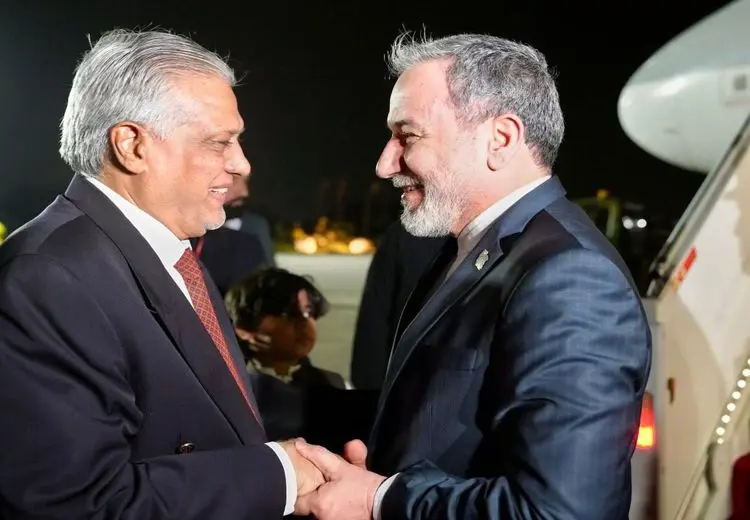 عراقچی پاسخ کتبی ایران به پیشنهاد آمریکا را تحویل پاکستان داد