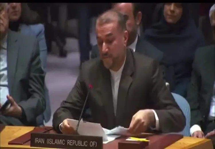 ناتوانی امیرعبداللهیان در انگلیسی حرف زدن/ فیلم