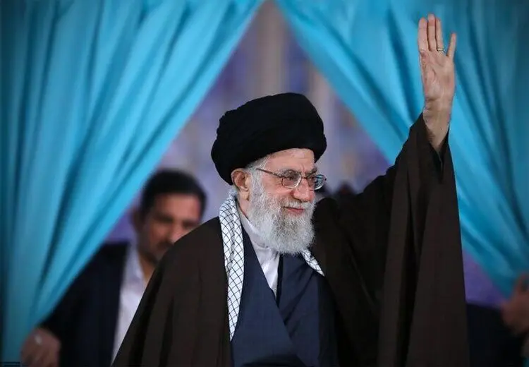 تبریک سه گانه رهبر انقلاب  به مردم/ ملت ایران بزرگواری خودش را، شخصیت برجسته و ممتاز خودش را نشان داد