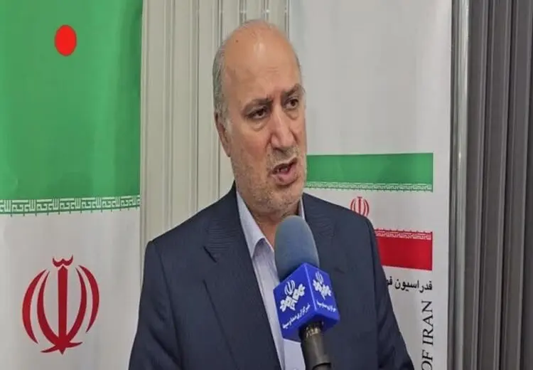 مهدی تاج: مانیکونه قرارداد دارد و باید به تیم ملی برگردد