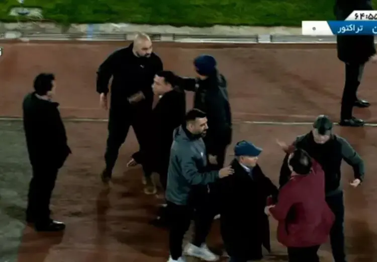اخراج مازیار و خداداد به دلیل درگیری لفظی!