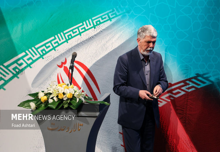  اظهارات وزیر فرهنگ درباره برگزاری کنسرت همایون شجریان