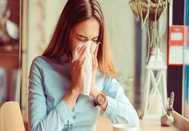 آلرژی فصلی با کرونا چه فرقی دارد؟