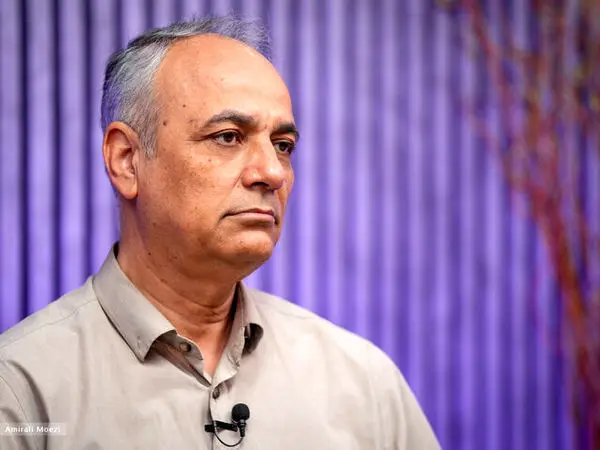 حمله زیدآبادی به شیرین عبادی و محسن مخملباف