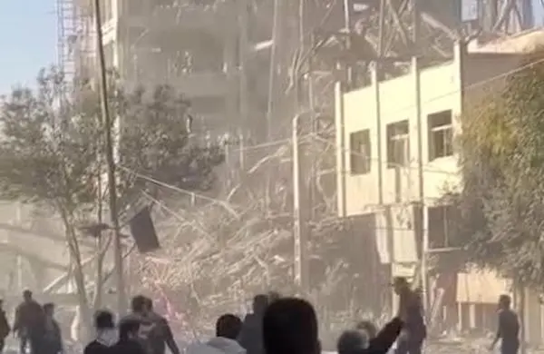 ساختمان مجلس خبرگان در قم بعد از حمله 