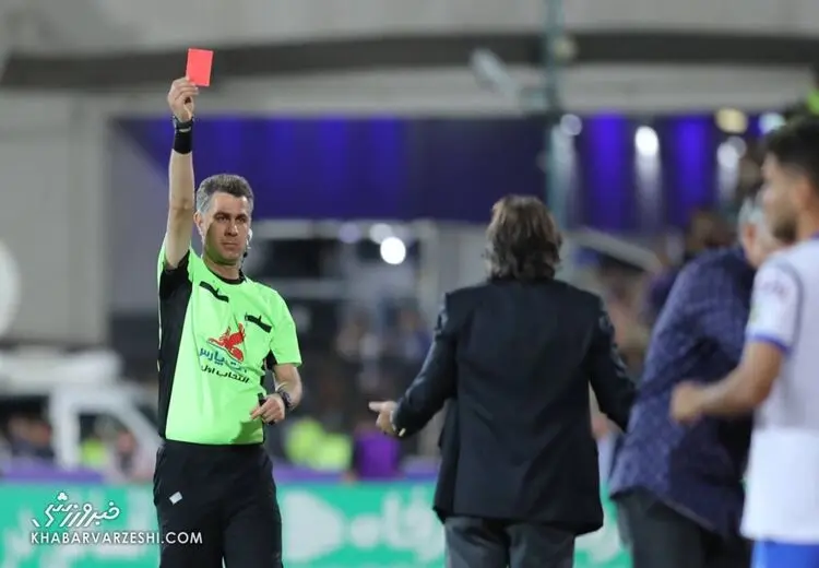 علت اخراج ساپینتو تهییج نیمکت پرسپولیس بود