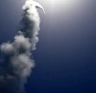  تصاویری از رزمایش سپاه در تنگه هرمز 