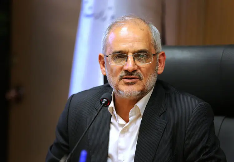 صبر وزیر روحانی تمام شد/ از خدا بترسید +عکس