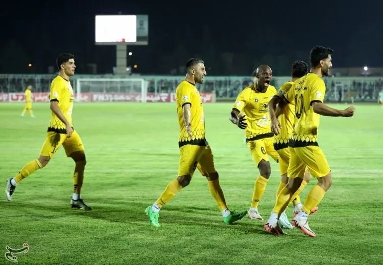 بازگشت سپاهان، صعود پرسپولیس و سقوط استقلال در هفته سوم لیگ برتر + جدول