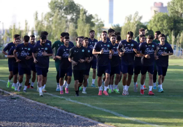 حسینی 11 بازیکن منتخب را مشخص کرد