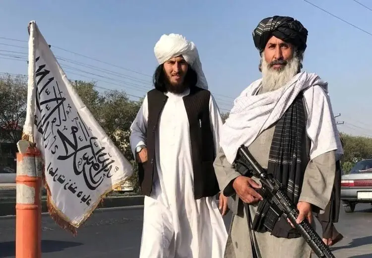 طعنه یک روزنامه به دولت رییسی: چرا طالبان را که عددی نیستند از ما باج بگیرند، به جلسات دعوت می‌کنید؟