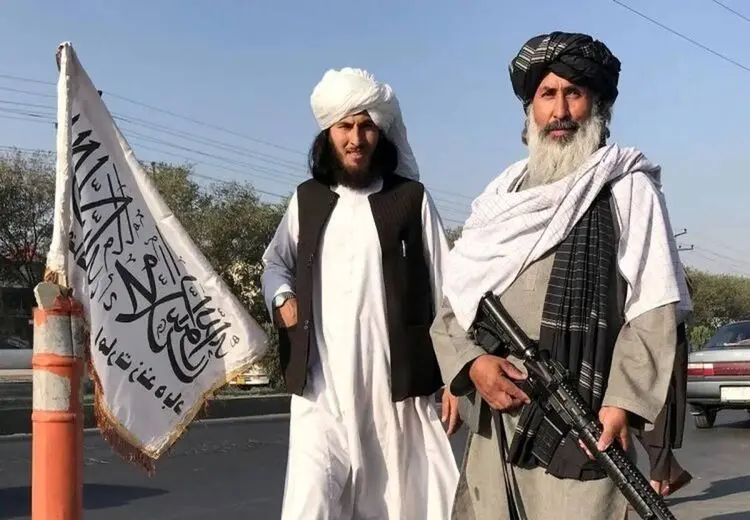 طعنه یک روزنامه به دولت رییسی: چرا طالبان را که عددی نیستند از ما باج بگیرند، به جلسات دعوت می‌کنید؟