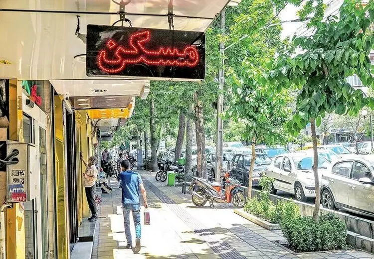 دولت رییسی باز هم گردن نگرفت!/ وضع آشفته اجاره خانه تقصیر دولت قبل است