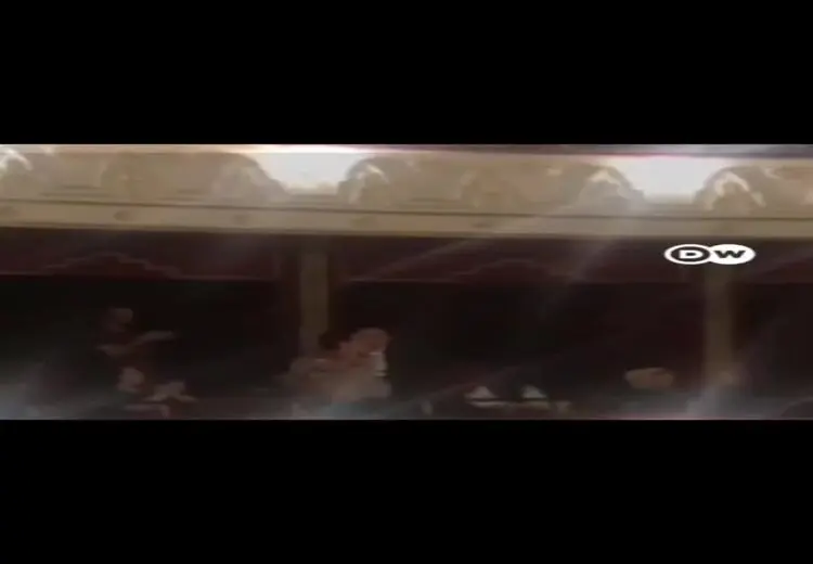 واکنش مامور حراست به رقص یک مرد در کنسرت